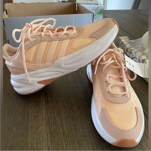 Adidas Ozelle Sneaker
